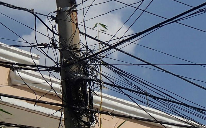 为看电视玩游戏也是拼了！日本22岁男子因偷电被捕