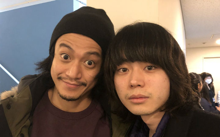 《银魂2》真人版即将开拍，银时新八谜之合照公开